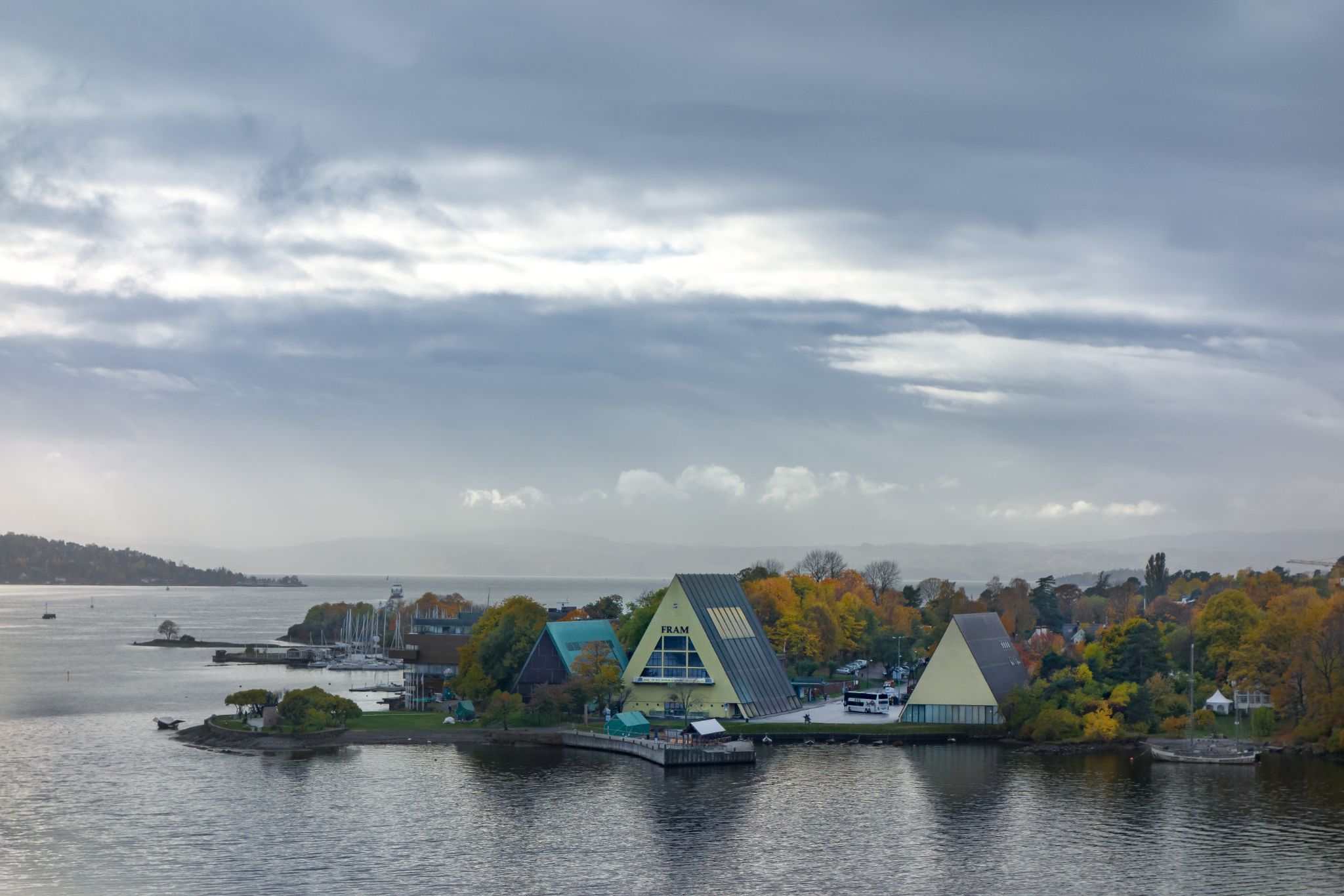 Blick von der Colorline auf den Fjord