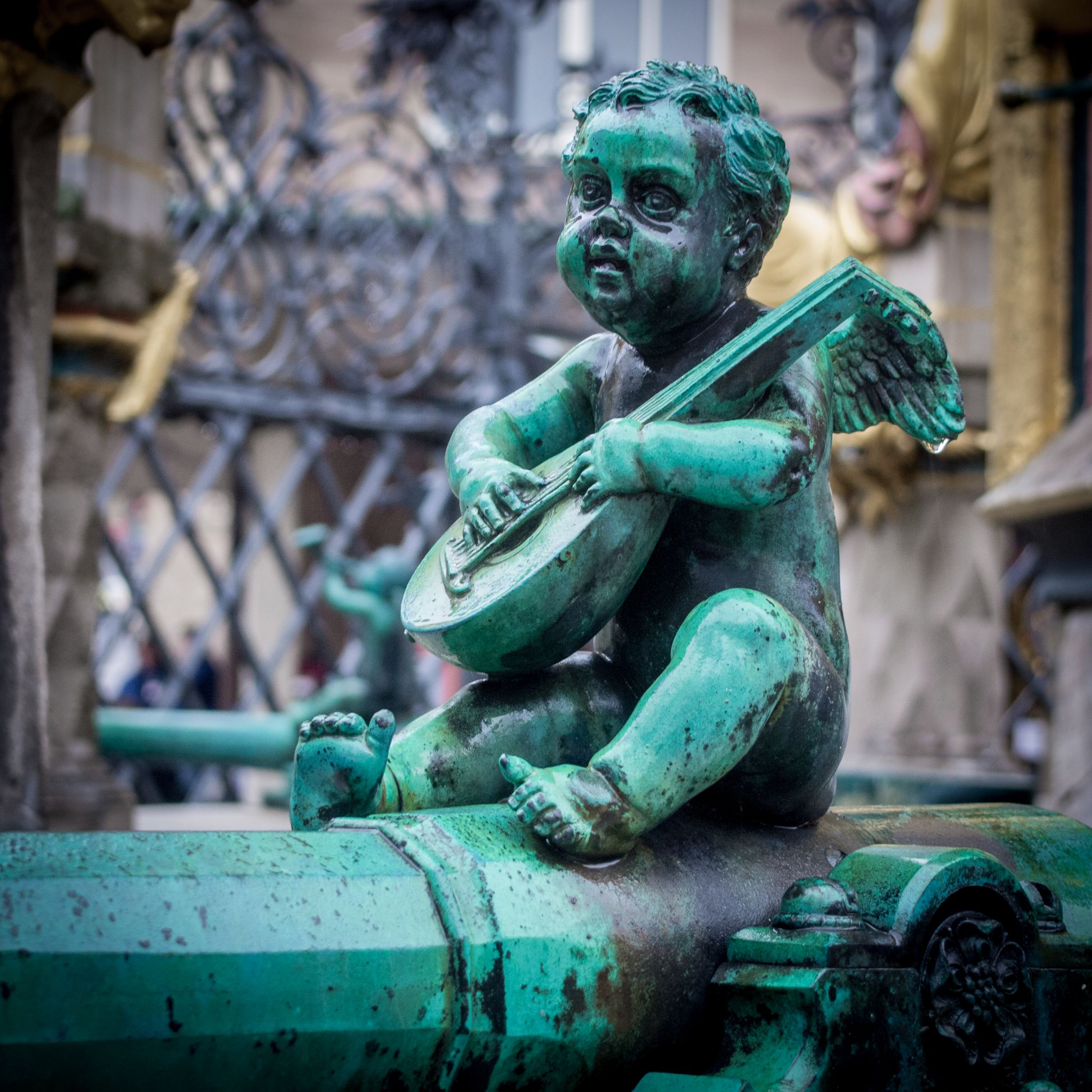 Engel am schönen Brunnen in Nürnberg
